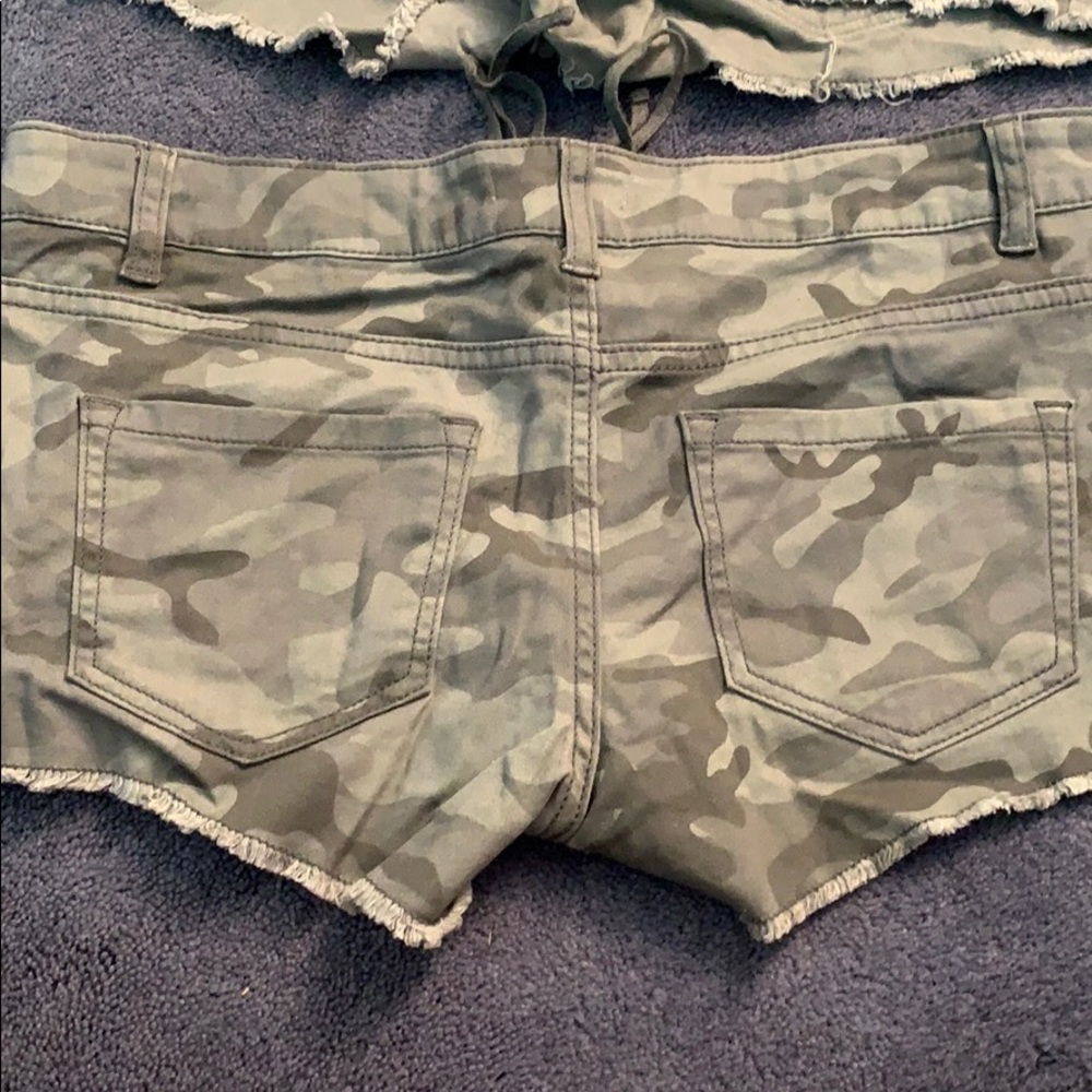 LOVE, FIRE • Camo Shorts - Picture 3 of 4